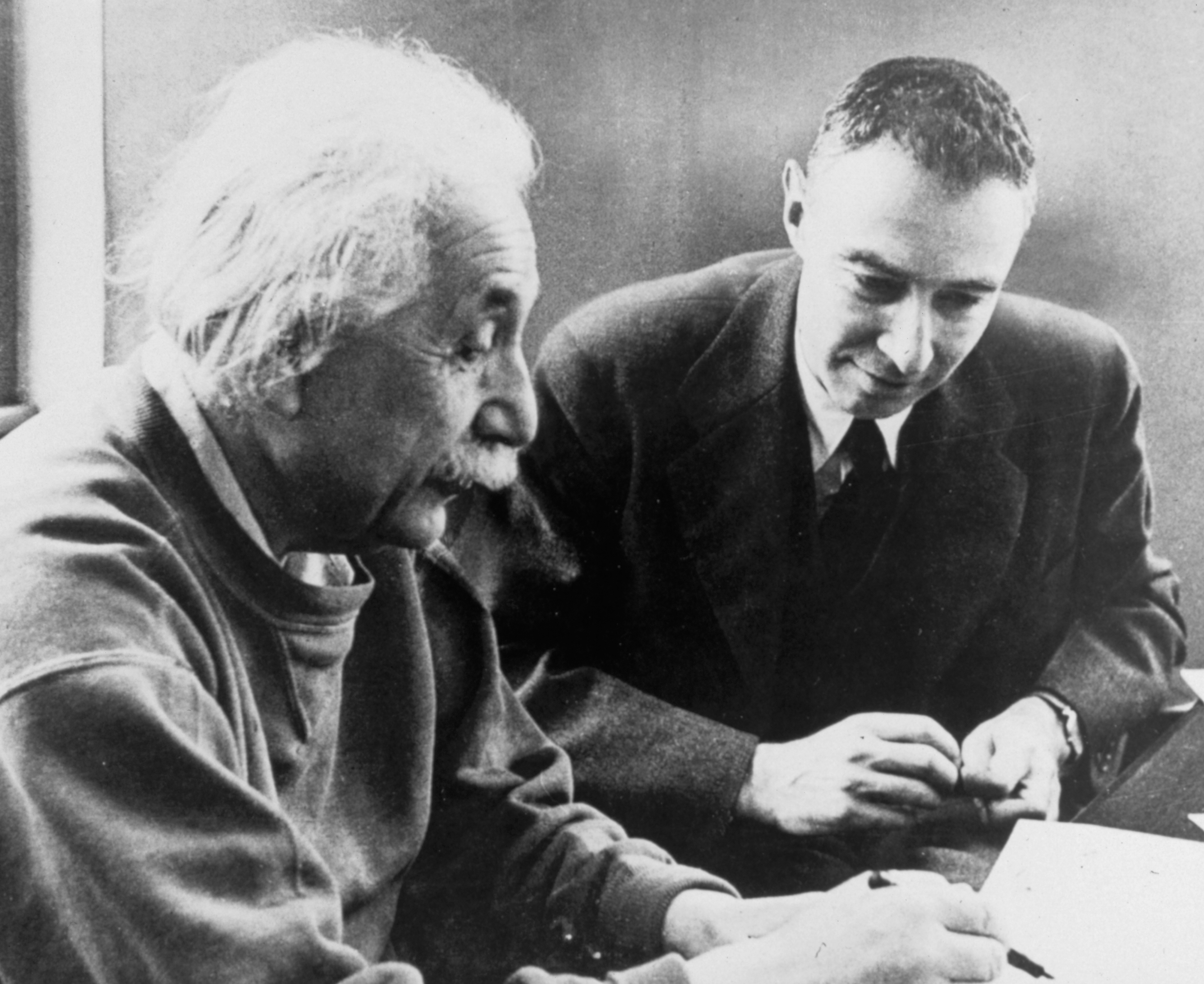 爱因斯坦的发明有哪些(爱因斯坦发明了什么？) | 说明书网