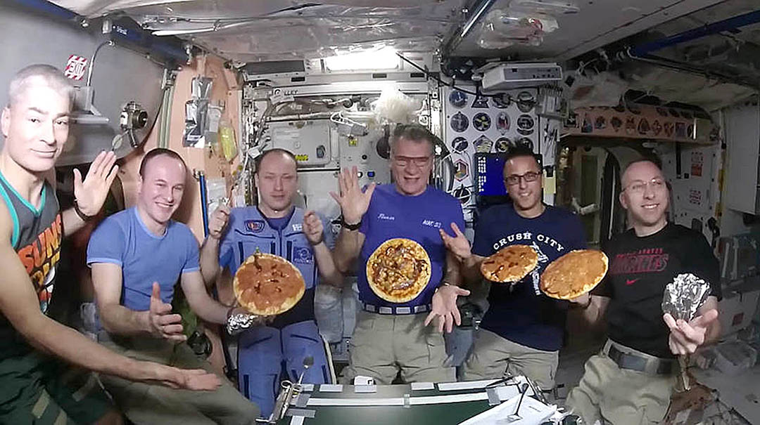 宇航员都爱吃什么连线太空美食直播间