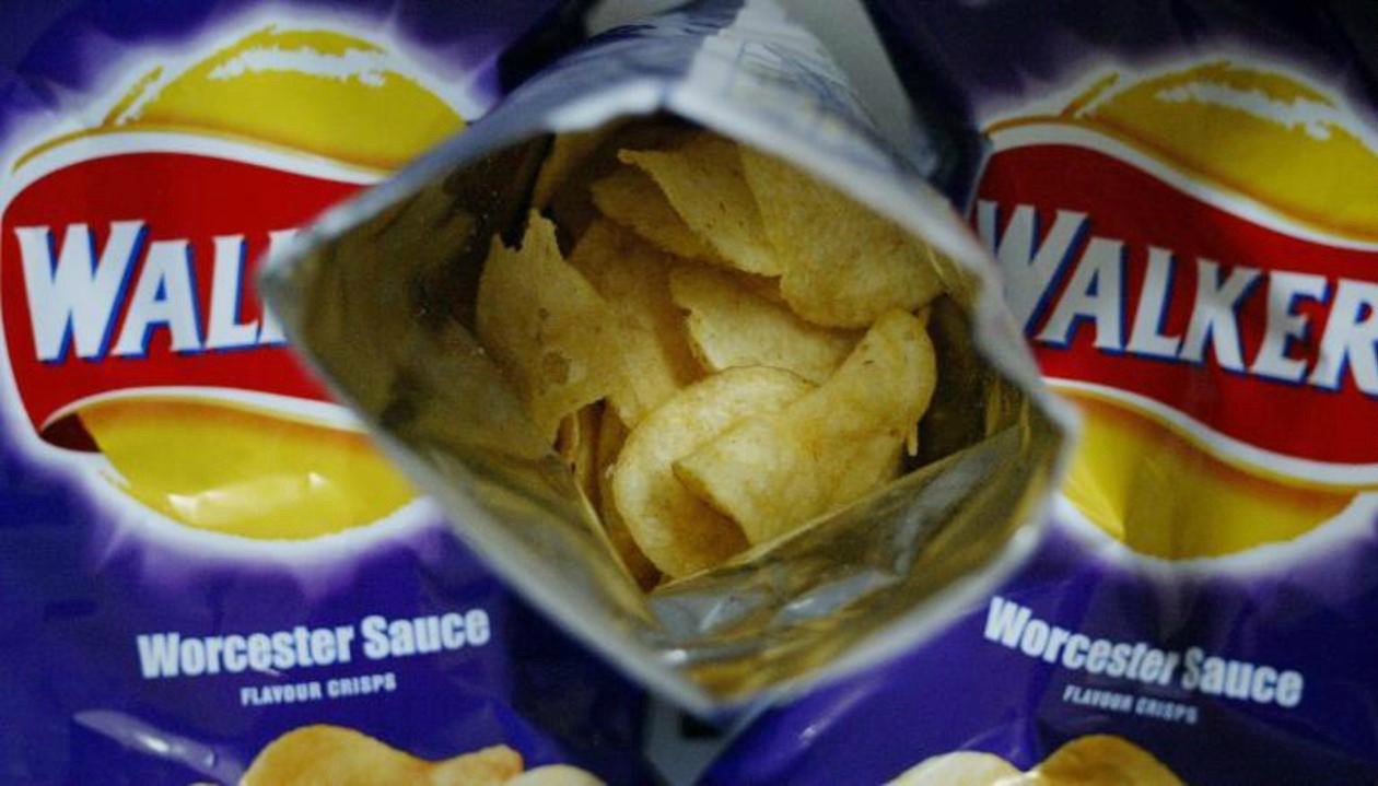 城会玩!英国人寄空薯片袋给乐事,抗议塑料包装