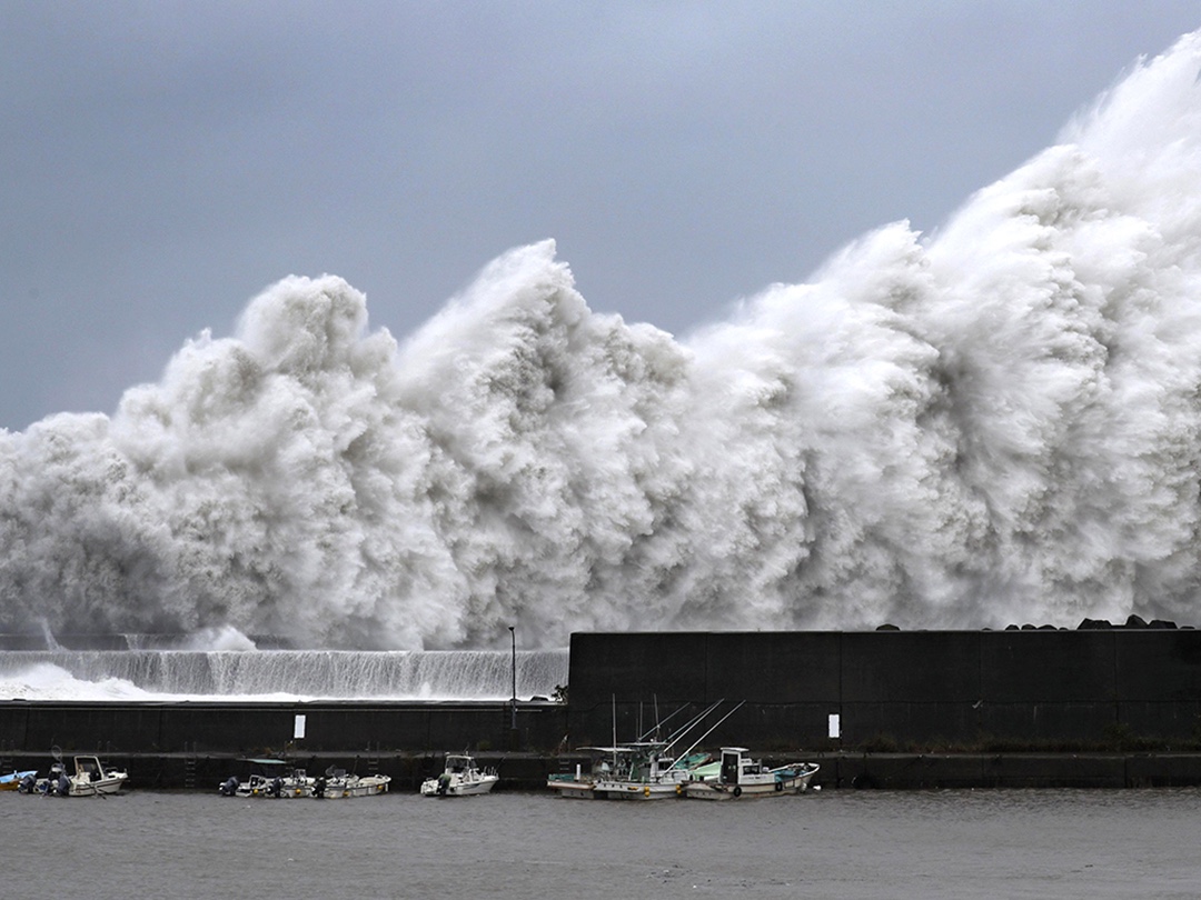 视频直击最强台风肆虐日本风雨交加如末日