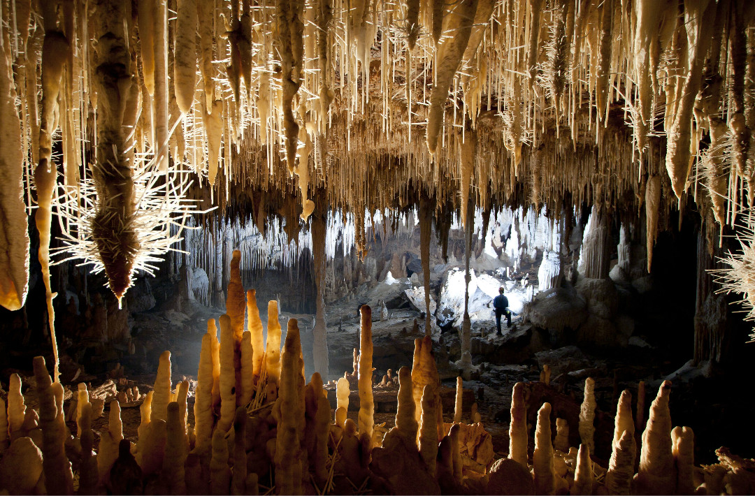 图集:隔着屏幕看都凉快,围观世界各地的美丽洞穴